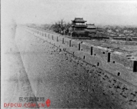 太原旧城的墙影像