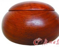 缅甸花梨价格遭腰斩