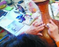 景泰蓝:精工下的新时尚