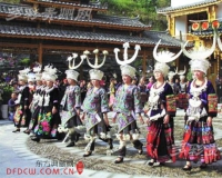 贵州收藏视野中的民族服饰(组图)