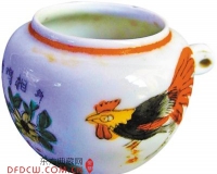鸟食罐里的风景(图)