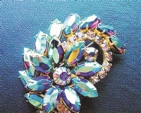 劣质宝石须慎辨(图)