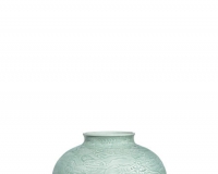 乾隆粉青釉龙纹罐亮相苏富比 估价8000万