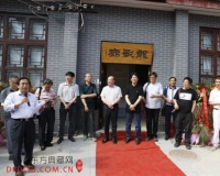 史民峰摄影艺术展在龙影廊举办